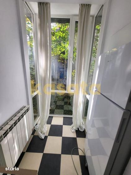 Apartament cu 2 camere decomandat, mobilat în Primăverii