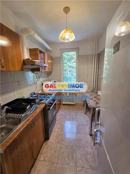 Apartament cu 2 camere semidecomandat, mobilat în Tineretului