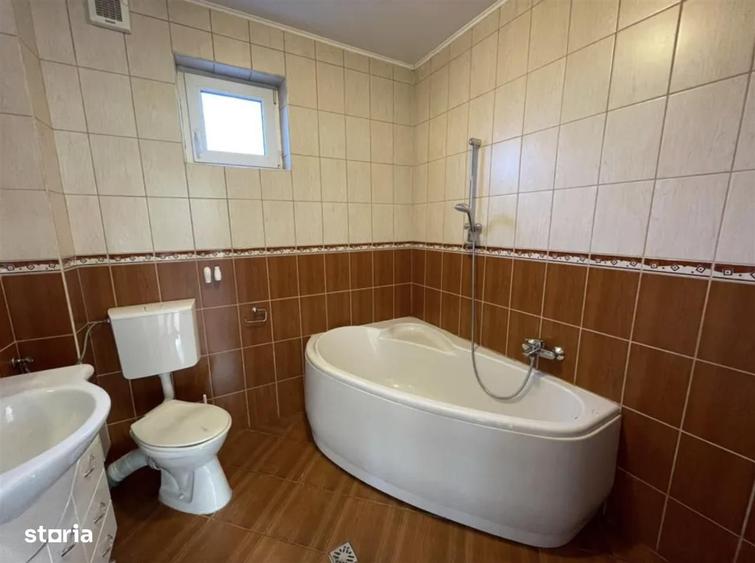 Casă cu 4 camere cu Teren 130 Mp în Terezian