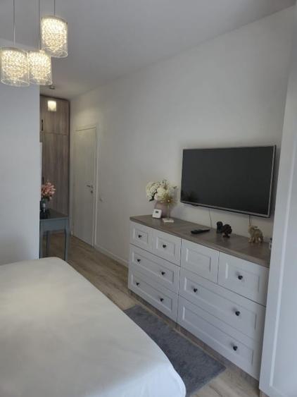 Apartament cu 3 camere decomandat, mobilat în Pantelimon