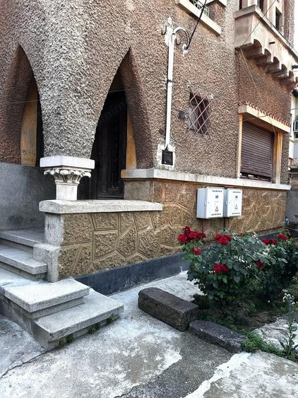 PLOIESTI, ULTRACENTRAL, 104 mp in vila deosebita, la jumatate de pret - 1