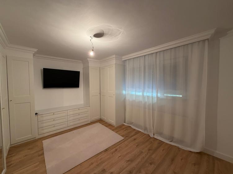 Casă cu 3 camere cu Teren 1300 Mp în Ciofliceni