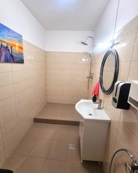 Garsonieră decomandată în Apărătorii Patriei