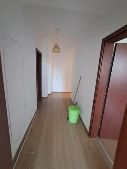 Apartament cu 2 camere decomandat în Bragadiru