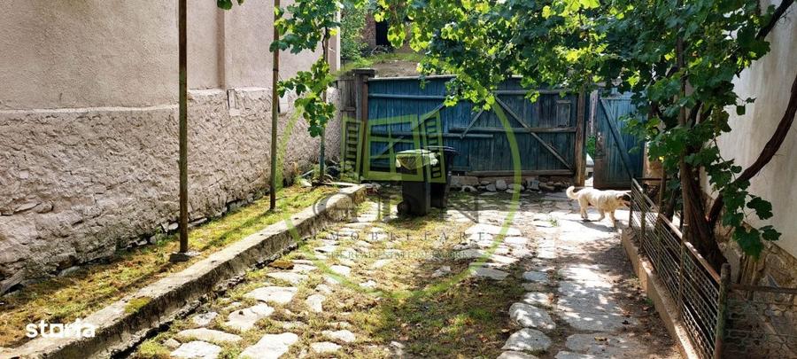 Casă cu 4 camere cu Canalizare în Fântânele