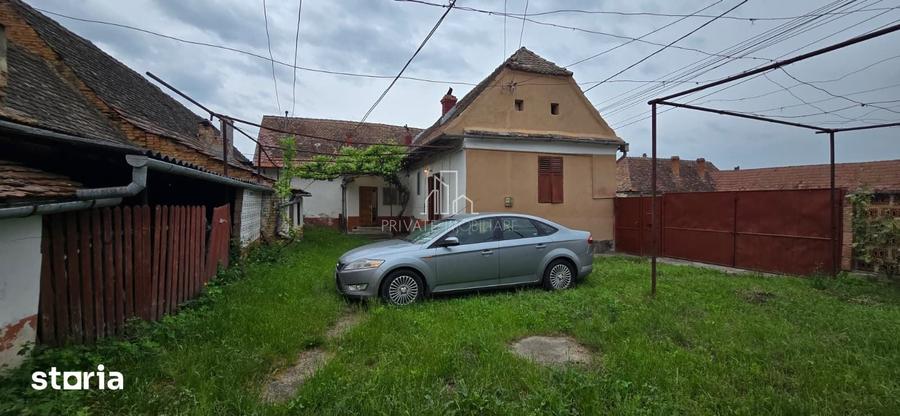 Casă cu 5 camere cu Teren 805 Mp în Vânători