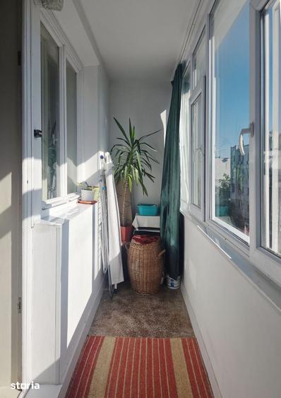 Apartament cu 3 camere semidecomandat în Mazepa 1