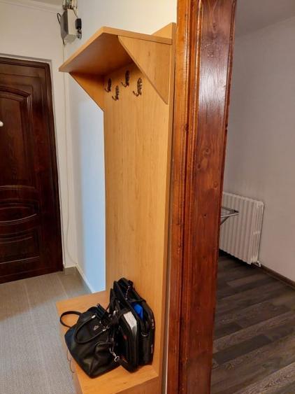 Apartament cu 4 camere decomandat, mobilat în 1 Mai