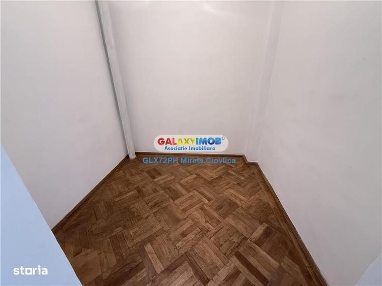 Casă cu 4 camere în Dâmbu