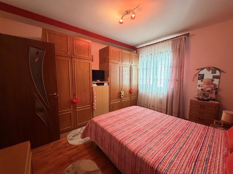 Apartament cu 2 camere decomandat, mobilat în Giroc