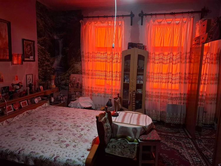 Casă cu 3 camere în Central
