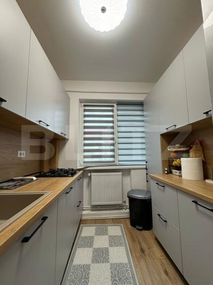 Apartament cu 3 camere semidecomandat, mobilat în Ultracentral