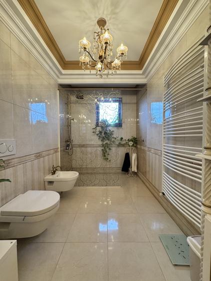 Duplex cu 4 camere cu Canalizare în Florești