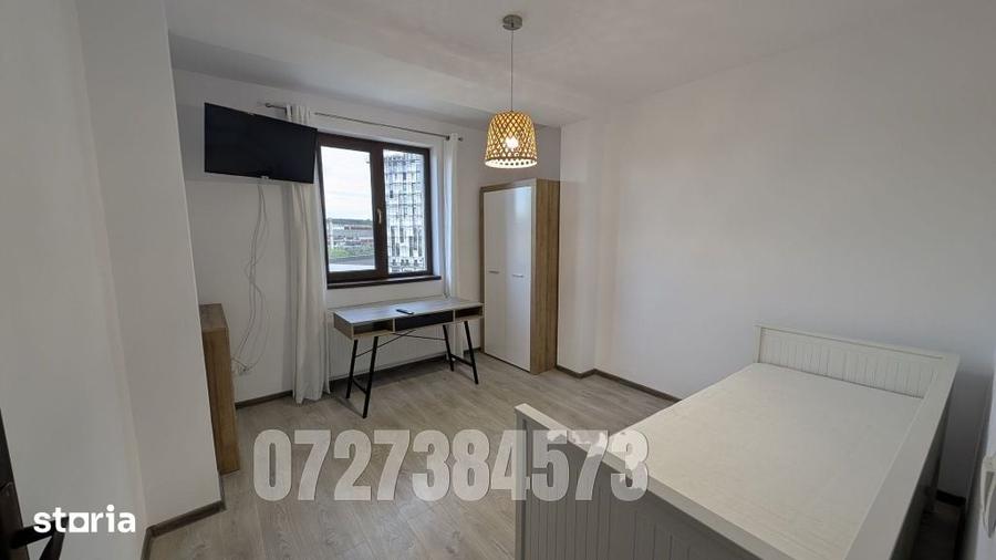 Apartament cu 3 camere semidecomandat în Cug