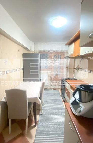 Apartament cu 4 camere decomandat în George Enescu