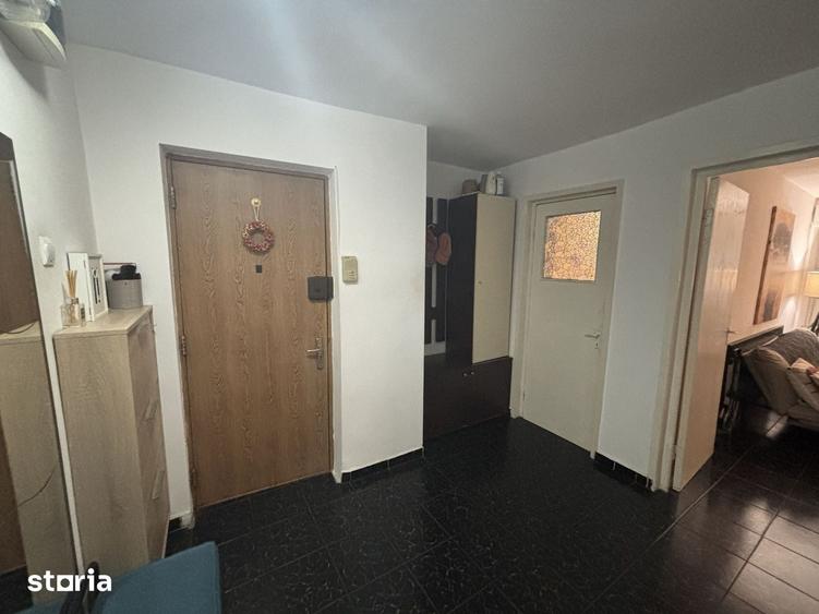 Apartament cu 4 camere decomandat, mobilat în Militari