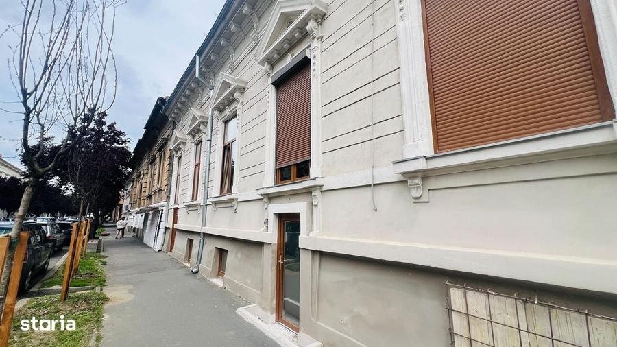 Apartament cu 4 camere în Ultracentral