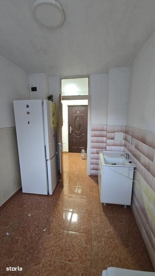 Apartament cu 2 camere decomandat în Rahova