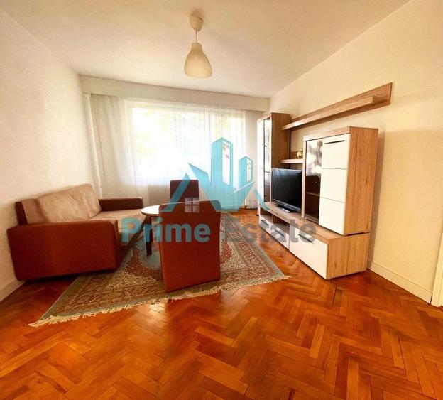 Apartament cu 3 camere semidecomandat, mobilat în Gheorgheni