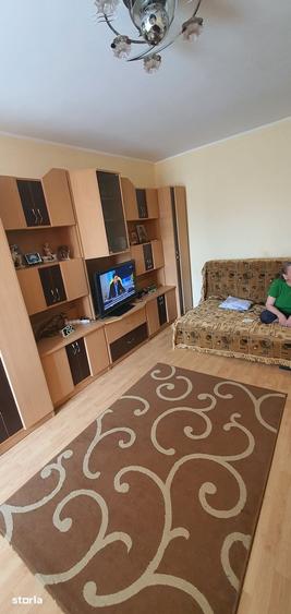 Apartament cu 2 camere decomandat în Drumul Taberei