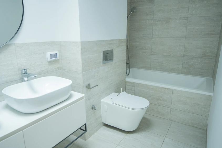 Casă individuală cu 5 camere decomandat cu Canalizare în Pipera
