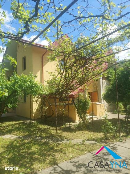 Casă cu 5 camere cu Teren 2553 Mp în Mărgineni