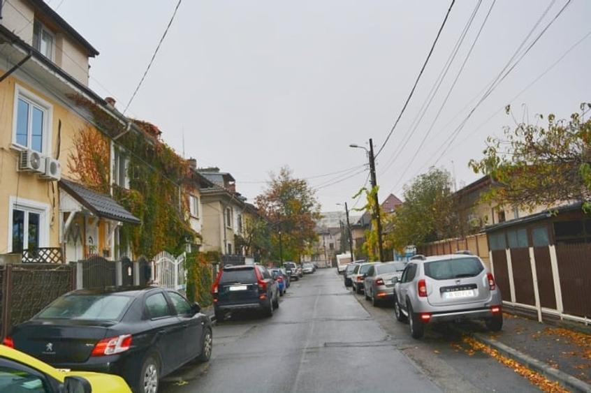 Casă cu 4 camere cu Teren 60 Mp în Unirii