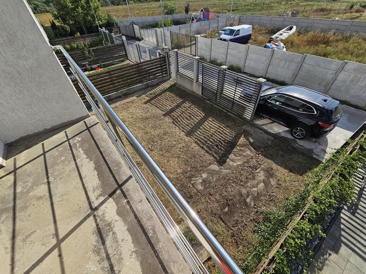 Duplex cu 5 camere cu Canalizare în Chiajna