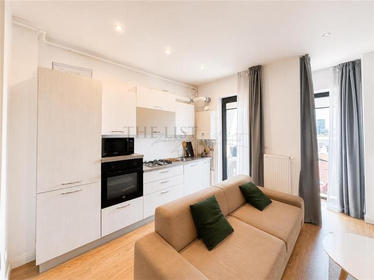 Apartament cu 2 camere semidecomandat, mobilat în Aviației