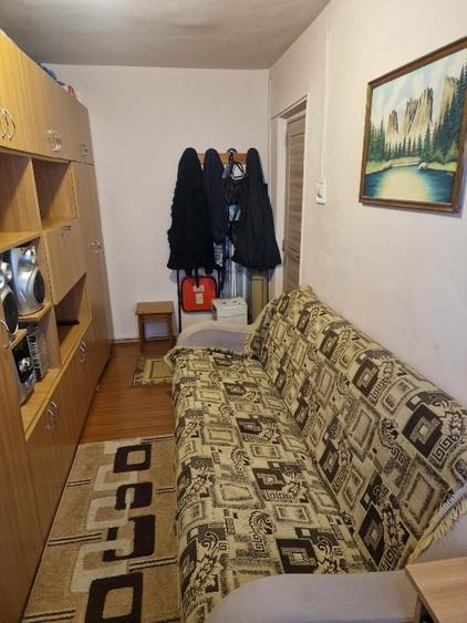Apartament cu 2 camere semidecomandat, mobilat în Lazaret