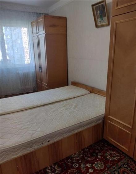 Apartament cu 2 camere decomandat în Podu Roș