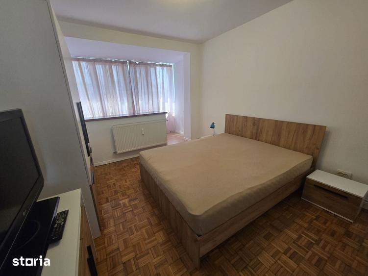 Apartament cu 3 camere semidecomandat în Ultracentral