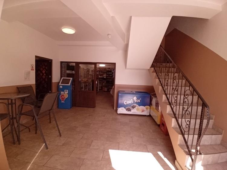 Spațiu comercial, de 300 mp, în Exterior Sud