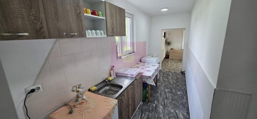 Casă cu 7 camere în Central