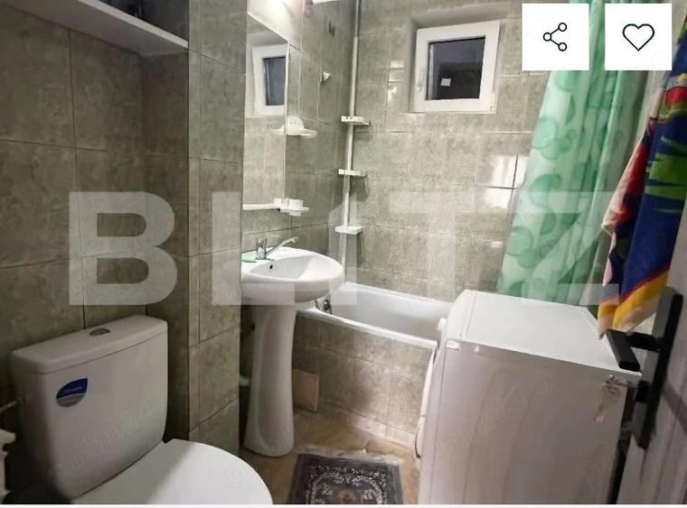 Apartament cu 3 camere semidecomandat în Exterior Vest