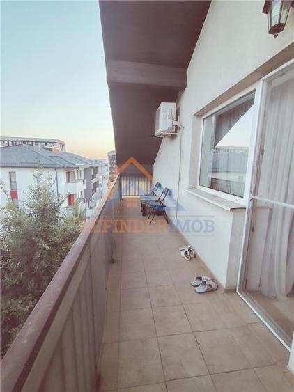 Apartament cu 3 camere semidecomandat în Central