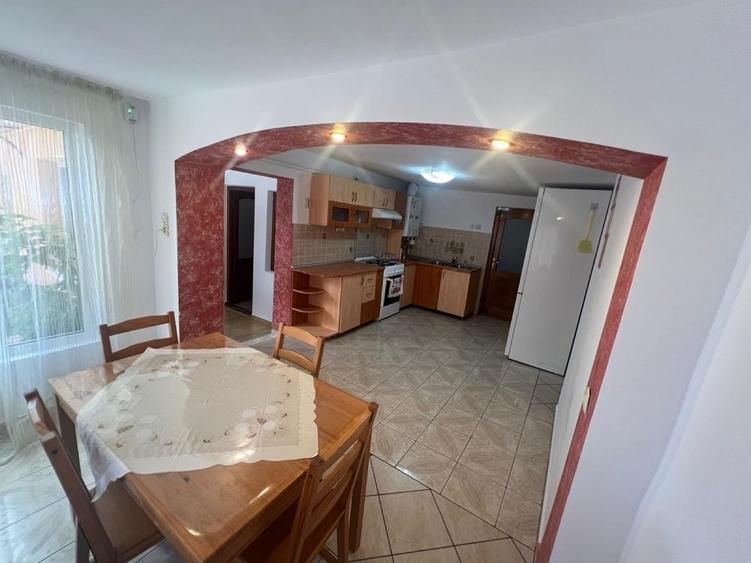 Casă cu 3 camere în Nazna