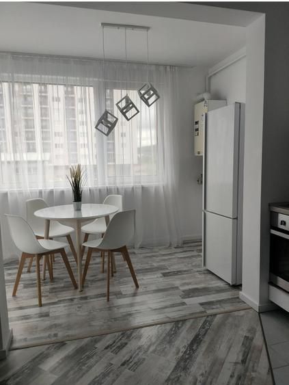 Inchiriez apartament 2 camere - 1