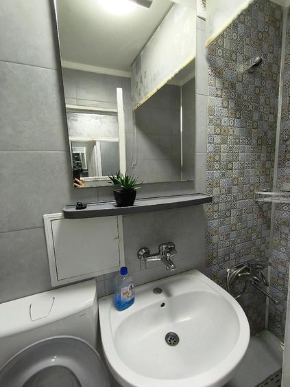 Apartament cu 2 camere semidecomandat în Micro 14