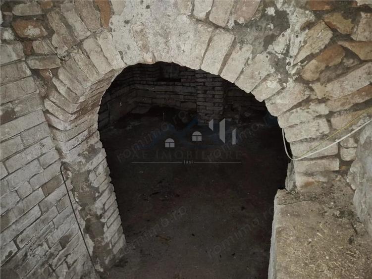 Casă cu 4 camere cu Teren 108 Mp în Filiași