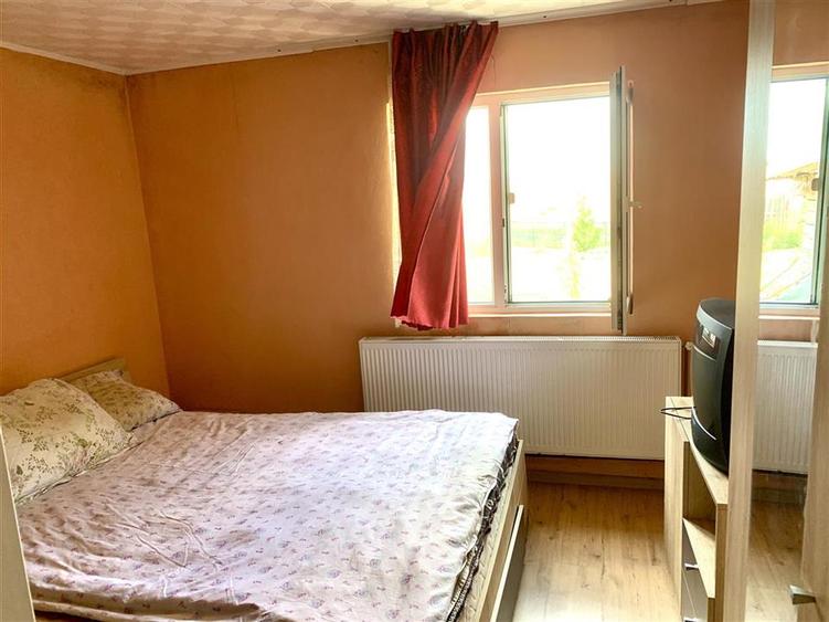 Casă individuală cu 3 camere cu Teren 1100 Mp în Brusturi