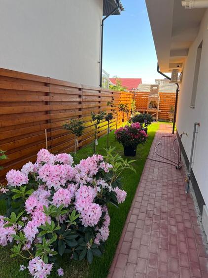 Casă individuală cu 5 camere cu Canalizare în Sud