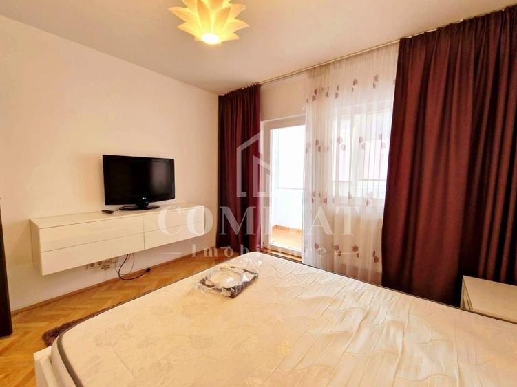Apartament cu 3 camere decomandat, mobilat în Zorilor