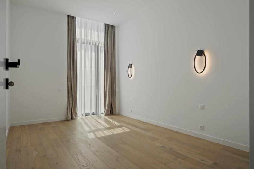 Penthouse cu 4 camere semidecomandat, mobilat în Cotroceni