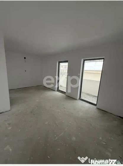 Casă cu 3 camere cu Teren 200 Mp în Smeura