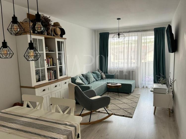 Apartament cu 2 camere decomandat în Dâmbul Rotund