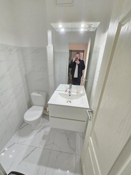 Apartament cu 3 camere decomandat, mobilat în Micălaca