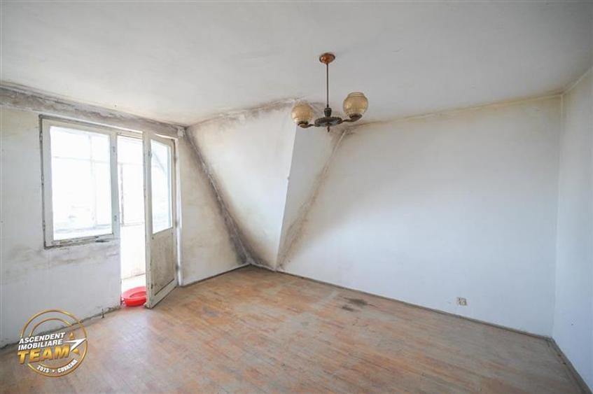 Apartament cu 2 camere decomandat în Central