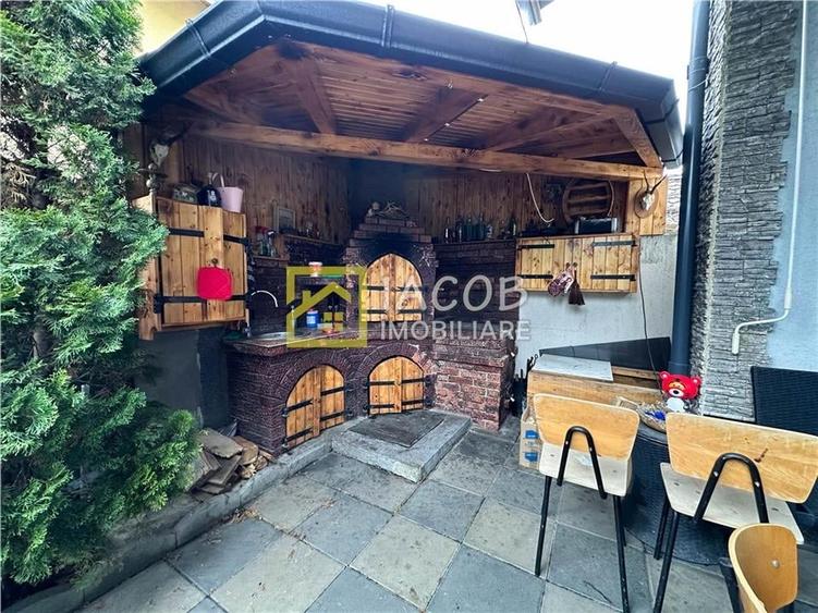 Casă individuală cu 3 camere cu Teren 300 Mp în 9 Mai