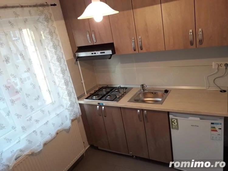 Garsonieră decomandată în Unirii
